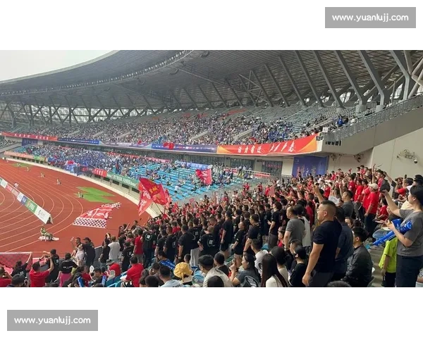 盐城 2-0 力克镇江登顶苏超，戴培带伤拼至泪洒赛场诠释队长担当