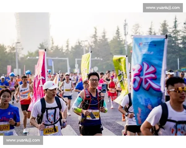 筑城燃情开跑!3.5 万跑者竞逐世界田联精英贵阳马拉松