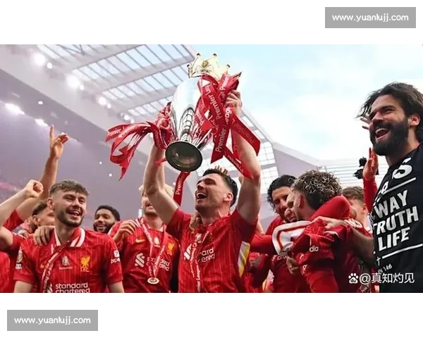 罗伯逊未来未定！利物浦左后卫将与俱乐部展开关键会谈，马竞拜仁虎视眈眈