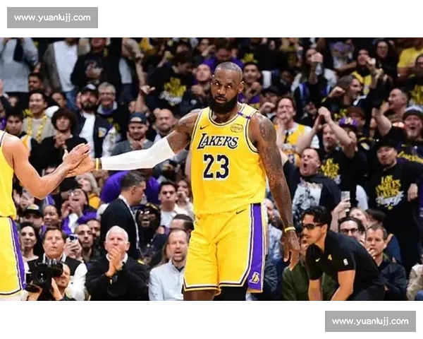 詹姆斯暗示退役后进军好莱坞：需「合适剧本 + 时间」双条件驱动