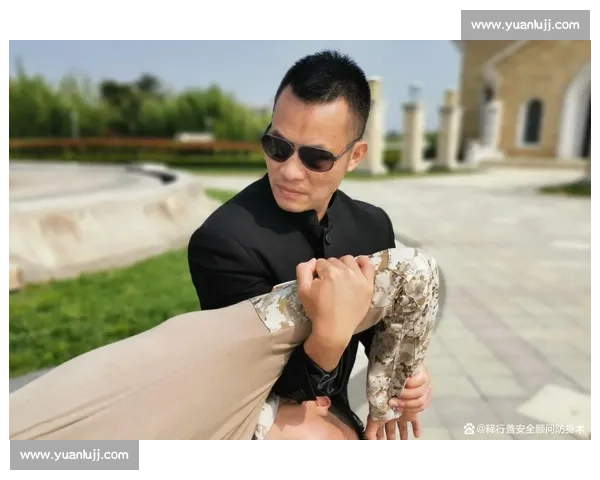 麦金尼精准捕捉战机！接腿抱摔 55 秒终结对手